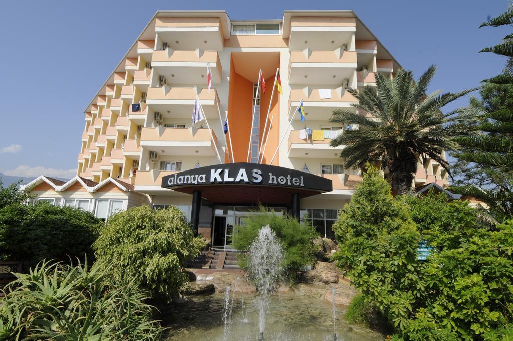 Klas Hotel Каргисак Екстериор снимка