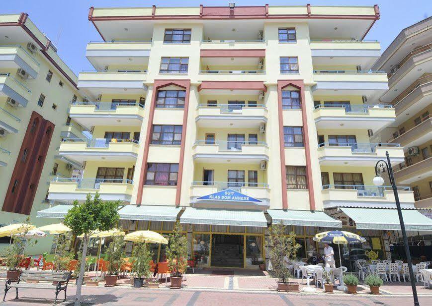 Klas Hotel Каргисак Екстериор снимка